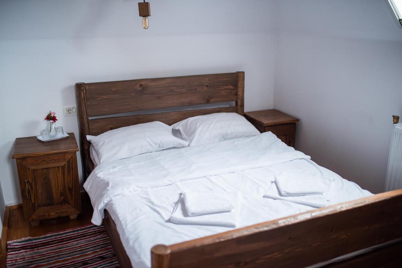 Hotel Casa Strabunicului Partestii de Sus  Esterno foto
